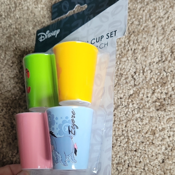 Disney Winnie The Pooh Cups - Picture 5 of 6